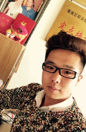 高級美發(fā)導(dǎo)師-吳仁強